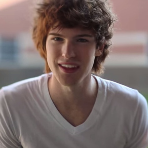 赵丽唐静少年宫小演员
